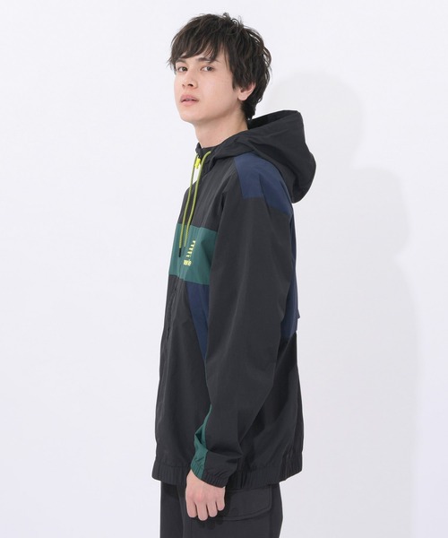 NEW BALANCE（ニューバランス）の「NB Athletics Higher Learning  ウインドブレーカージャケット（ナイロンジャケット・メンズ・イエロー/ブルー/ブラック・SMALL/MEDIUM/LARGE/X-LARGE/XX-LARGE）」の6枚目の写真