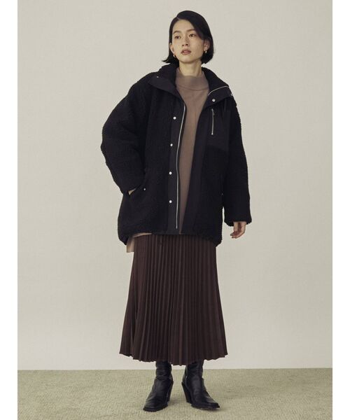 COTORICA（コトリカ）の「ボア×ナイロンフライトジャケット（ブルゾン・レディース・ブラック/オフホワイト・SMALL/MEDIUM）」の8枚目の写真