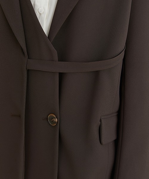 Fano Studios（ファノ ストゥディオズ）の「【Fano Studios】Asymmetry buttoned blazer FQ21W059（テーラードジャケット・レディース・ブラウン・L/M/S）」の9枚目の写真