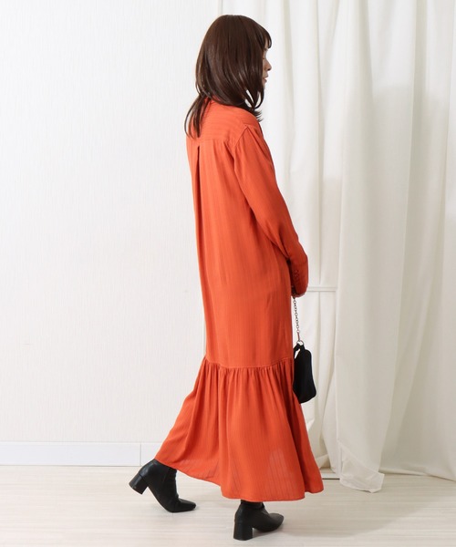 libelle more（リベル モア）の「ドビーストライプ襟付きワンピース（シャツワンピース・レディース・ブラック/ベージュ/テラコッタ・M/L）」の7枚目の写真