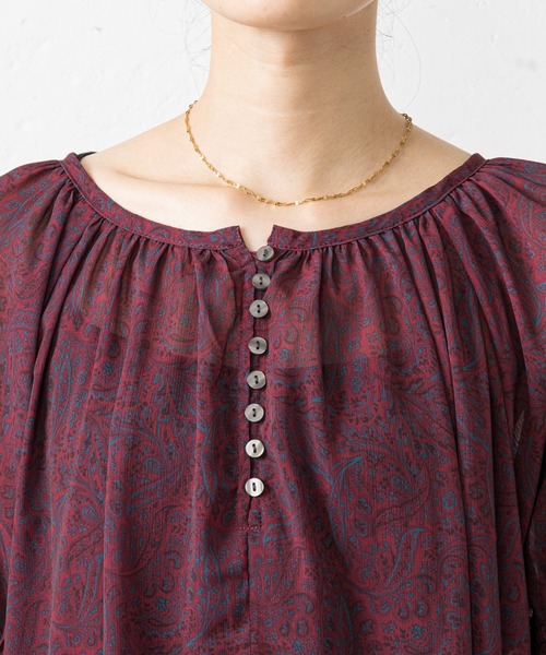 prose verse（プロズヴェール）の「前後2WAYペイズリー柄シアーブラウス（シャツ/ブラウス・レディース・ボルドー/ベージュ・MEDIUM）」の7枚目の写真
