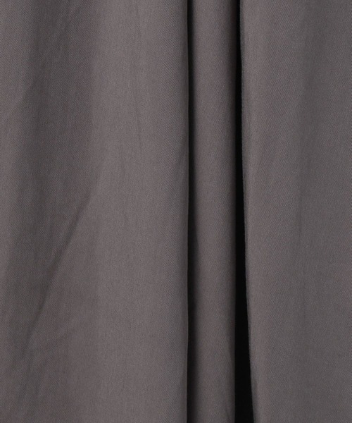 NICOLE white（ニコルホワイト）の「ポケット付 ウエストドロストワンピース（ワンピース・レディース・チャコールグレー/カーキ・FREE）」の12枚目の写真