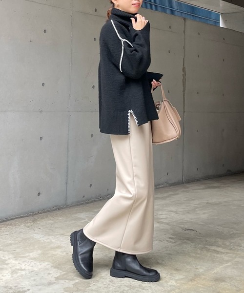 DouDou（ドゥドゥ）の「フェイクレザータイトスカート（スカート・レディース・ブラック/グレイッシュベージュ・FREE）」の15枚目の写真