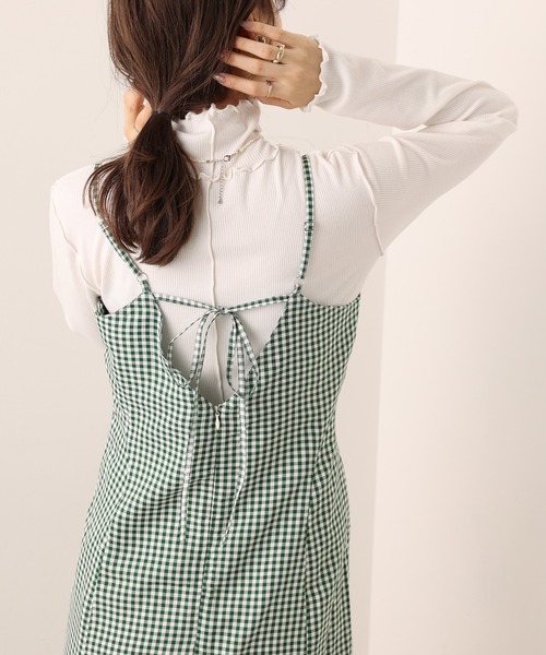 one after another NICE CLAUP（ワンアフターアナザーナイスクラップ）の「WEB限定　バックリボンマーメイドキャミワンピース（ワンピース・レディース・ブラック/ブラウン/グレー系その他/グリーン系その他/ブラック系その他/インディゴブルー・FREE）」の6枚目の写真