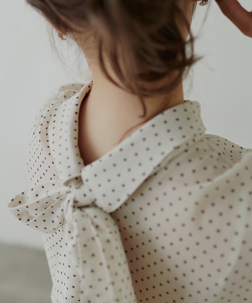 natural couture（ナチュラルクチュール）の「【大人ナチュ】マルチWAYリボンブラウス（シャツ/ブラウス・レディース・ドット/オフホワイト/ブルー・FREE）」の19枚目の写真