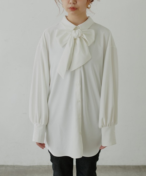 natural couture（ナチュラルクチュール）の「【大人ナチュ】マルチWAYリボンブラウス（シャツ/ブラウス・レディース・ドット/オフホワイト/ブルー・FREE）」の13枚目の写真