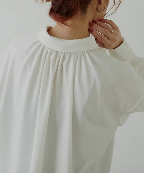 natural couture（ナチュラルクチュール）の「【大人ナチュ】マルチWAYリボンブラウス（シャツ/ブラウス・レディース・ドット/オフホワイト/ブルー・FREE）」の8枚目の写真