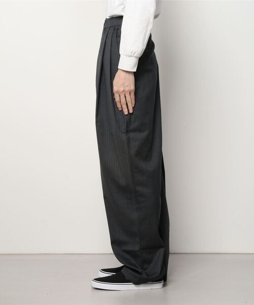 CAMIEL FORTGENS(カミエル フォートへンス)の「【CAMIEL FORTGENS】 suit pants wool woven / herringbone(スラックス・メンズ・チャコールグレー・MEDIUM/SMALL)」の4枚目の写真