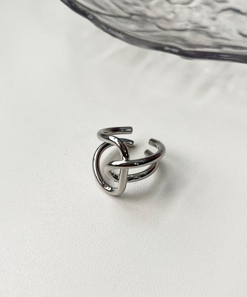 CEMONEMO（セモネモ）の「メタル アシンメトリー クロス ワイド リング（リング・レディース・シルバー/ゴールド・FREE）」の10枚目の写真