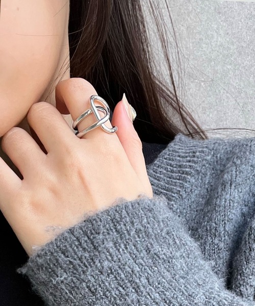 CEMONEMO（セモネモ）の「メタル アシンメトリー クロス ワイド リング（リング・レディース・シルバー/ゴールド・FREE）」の9枚目の写真