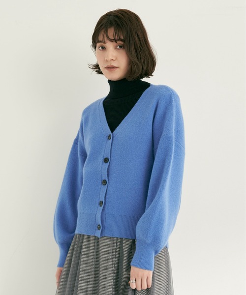YECCA VECCA(イェッカヴェッカ)の「・Vネックニットカーディガン(カーディガン/ボレロ・レディース・ブラック/グリーン/ブルー/パープル・FREE)」の3枚目の写真