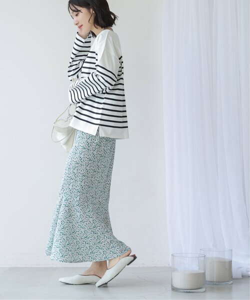 frames RAY CASSIN（フレームスレイカズン）の「デシンデイジー柄マーメイドスカート（スカート・レディース・ブラック/グリーン・FREE）」の4枚目の写真