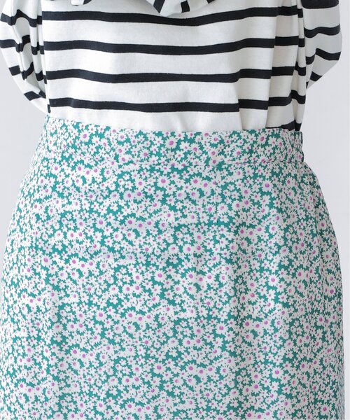 frames RAY CASSIN（フレームスレイカズン）の「デシンデイジー柄マーメイドスカート（スカート・レディース・ブラック/グリーン・FREE）」の9枚目の写真