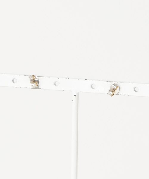 Uncut Bound（アンカットバウンド）の「INDIAN JEWELRY（インディアンジュエリー）ﾅﾊﾞﾎﾋﾟｱｽ（ピアス（両耳用）・レディース・その他・FREE）」の2枚目の写真