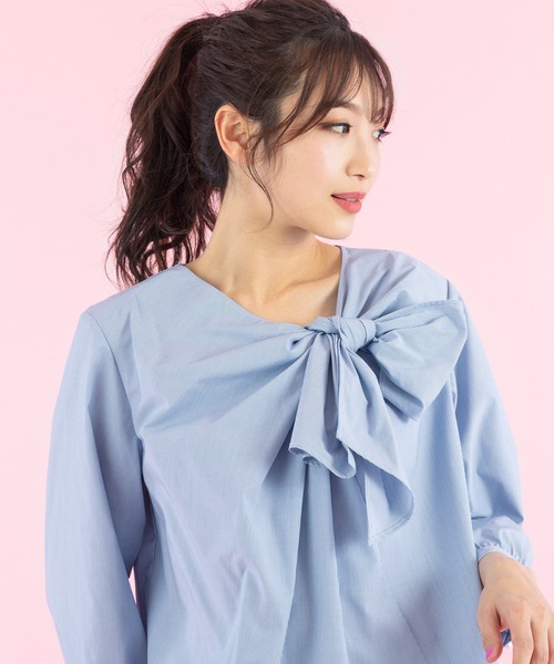 Rose Tiara（ローズティアラ）の「変形リボンブラウス（シャツ/ブラウス・レディース・ネイビー/オフホワイト・46/42/38）」の8枚目の写真