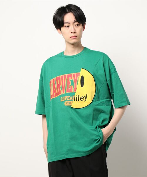 JUGLANS(ユグランス)の「【SMILEY FACE】リメイクスマイルTEE/ドロップショルダーシルエットTシャツ/メンズ(Tシャツ/カットソー・メンズ・ホワイト/ブラック/グリーン・M/L)」の1枚目の写真