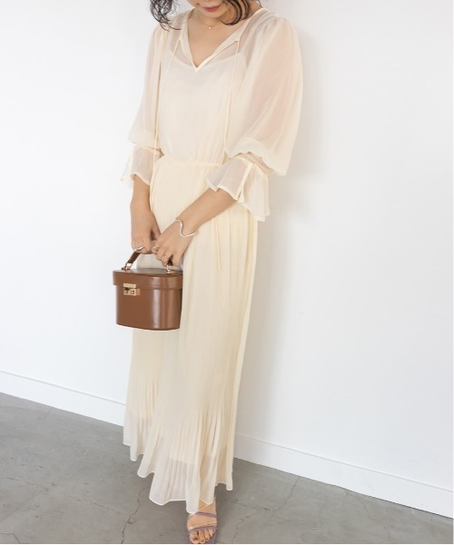 RANDA（ランダ）の「プリーツシフォンワンピース（ワンピース・レディース・パープル/ピンク/クリーム・1/0）」の4枚目の写真