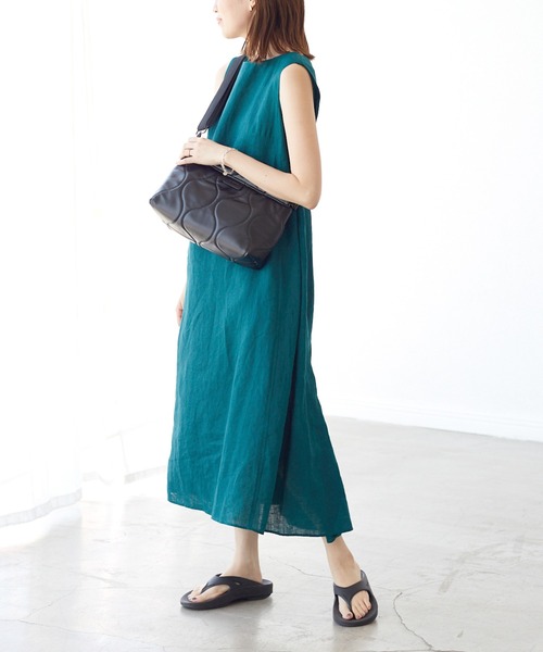 SLOBE IENA(スローブイエナ)の「【LE VERNIS/ル・ベルニ】キルティングクラッチ◆(ショルダーバッグ・レディース・ブラック/カーキ・FREE)」の16枚目の写真