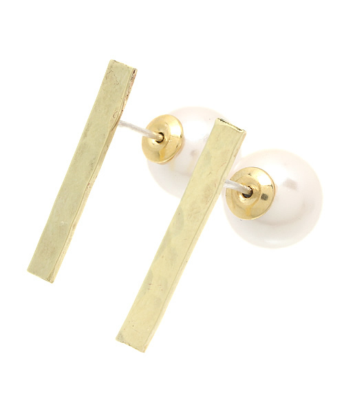 B:MING by BEAMS（ビーミングバイビームス）の「＜VERY 5月号掲載＞arling / Brassパールピアス（ピアス（両耳用）・レディース・その他1/その他2・ONE SIZE）」の3枚目の写真