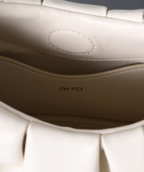 JW PEI（ジェイダブリューペイ）の「＜JW PEI（ジェイダブリューペイ）＞Gabbi バッグ（ハンドバッグ・レディース・ブラック/オフホワイト・FREE）」の7枚目の写真