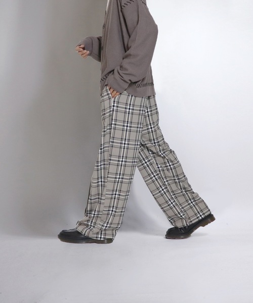 Confirm(コンファーム)の「Confirm / コンファーム ワイドストレートチェックパンツ(スラックス・メンズ・ダークグリーン/ブラック×グレー/ベージュ×ブラック・M/L)」の3枚目の写真