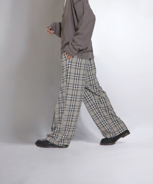 Confirm(コンファーム)の「Confirm / コンファーム ワイドストレートチェックパンツ(スラックス・メンズ・ダークグリーン/ブラック×グレー/ベージュ×ブラック・M/L)」の15枚目の写真