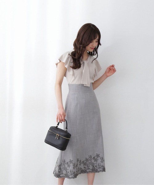 PROPORTION BODY DRESSING（プロポーションボディドレッシング）の「【美人百花6月号タイアップ商品】フレアスリーブボウタイニット / 1212170500（ニット/セーター・レディース・ベージュ/ブルー/ブラック・MEDIUM/SMALL）」の5枚目の写真