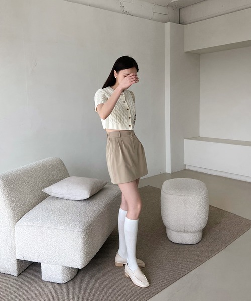 by muni:r（バイ ムニール）の「ケーブルクロップドニットカーディガン（ニット/セーター・レディース・ベージュ/ネイビー/アイボリー・FREE）」の19枚目の写真