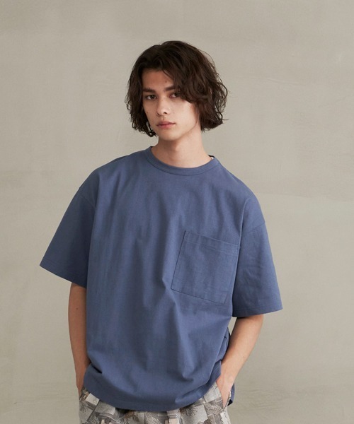 Revo.(レボ)の「USAコットン×リサイクルコットン SDGs ルーズシルエットポケットTee(Tシャツ/カットソー・メンズ・ダークパープル/ホワイト/グリーン/ブラック/ブルー・MEDIUM/LARGE)」の5枚目の写真