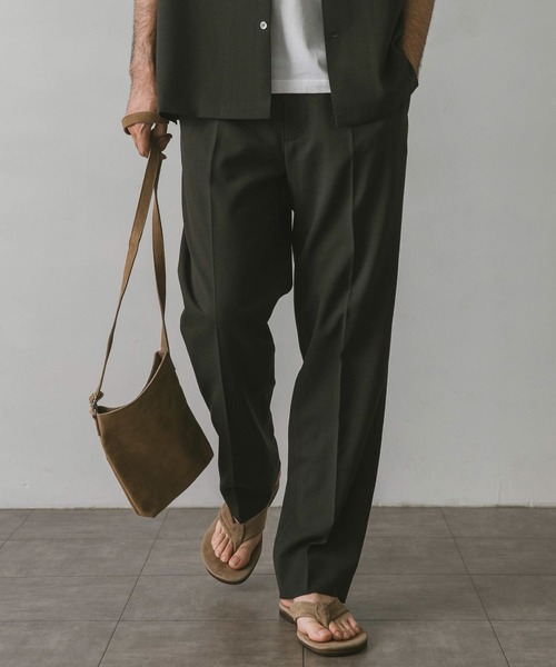 URBAN RESEARCH DOORS(アーバンリサーチドアーズ)の「ドライパナマ ストレートトラウザー(その他パンツ・メンズ・グレー/グリーン/ネイビー・SMALL/MEDIUM/LARGE)」の3枚目の写真