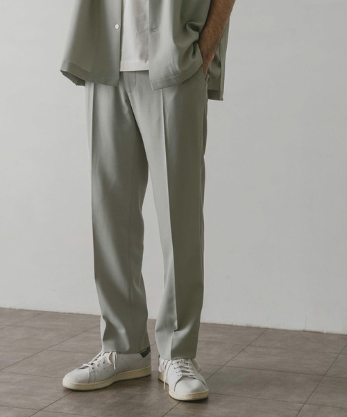 URBAN RESEARCH DOORS(アーバンリサーチドアーズ)の「ドライパナマ ストレートトラウザー(その他パンツ・メンズ・グレー/グリーン/ネイビー・SMALL/MEDIUM/LARGE)」の5枚目の写真