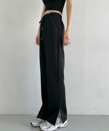 Side slit sweat pants
