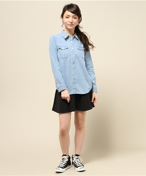 INGNI（イング）の「【6/19ヒルナンデスご紹介商品】装飾付デニム/シャツ-2015SS-（シャツ/ブラウス・レディース・ブルー/ブルー系その他・MEDIUM）」の6枚目の写真