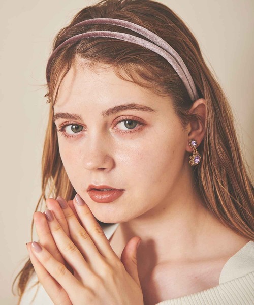 31 Sons de mode（トランテアン　ソン　ドゥ　モード）の「フラワーモチーフビジューイヤリング（イヤリング・レディース・シルバー/ブルー・フリー）」の4枚目の写真