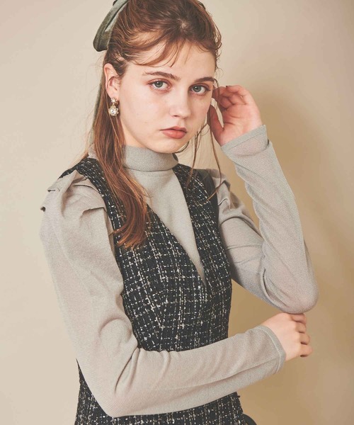 31 Sons de mode（トランテアン　ソン　ドゥ　モード）の「フラワーモチーフビジューイヤリング（イヤリング・レディース・シルバー/ブルー・フリー）」の7枚目の写真