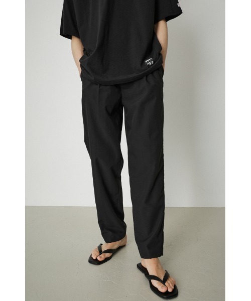 AZUL by moussy(アズールバイマウジー)の「SYMPHONIZE DRY TAPERED PANTS/シンフォナイズドライテーパードパンツ(その他パンツ・メンズ・ブラック/ブラウン・MEDIUM/LARGE)」の2枚目の写真