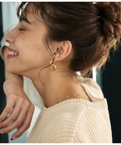 ANAP（アナップ）の「サークルデザインスタッドピアス（ピアス（両耳用）・レディース・シルバー/ゴールド・FREE）」の4枚目の写真