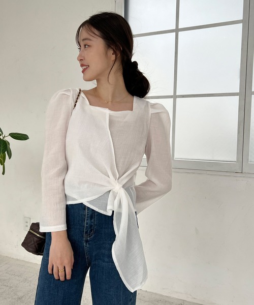 Lamoa（ラモア）の「Lamoa/スクエアネック フロントデザイン ブラウス（シャツ/ブラウス・レディース・ホワイト/ブラック/ブラウン・MEDIUM/LARGE）」の7枚目の写真