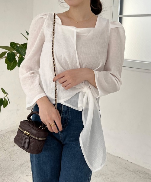 Lamoa（ラモア）の「Lamoa/スクエアネック フロントデザイン ブラウス（シャツ/ブラウス・レディース・ホワイト/ブラック/ブラウン・MEDIUM/LARGE）」の11枚目の写真