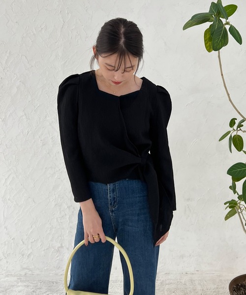 Lamoa（ラモア）の「Lamoa/スクエアネック フロントデザイン ブラウス（シャツ/ブラウス・レディース・ホワイト/ブラック/ブラウン・MEDIUM/LARGE）」の17枚目の写真