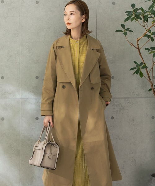URBAN RESEARCH ROSSO（アーバンリサーチロッソ）の「オーバートレンチコート（トレンチコート・レディース・ベージュ/カーキ・38/36）」の2枚目の写真