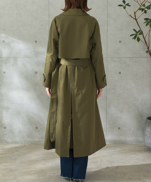 URBAN RESEARCH ROSSO（アーバンリサーチロッソ）の「オーバートレンチコート（トレンチコート・レディース・ベージュ/カーキ・38/36）」の16枚目の写真