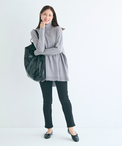 coca（coca）（コカ）の「テールカットタートルネック ニットチュニック（ニット/セーター・レディース・グレー/ブラック/ネイビー/アイボリー/ベージュ/ダークブラウン/オートミール・M/L/S）」の11枚目の写真