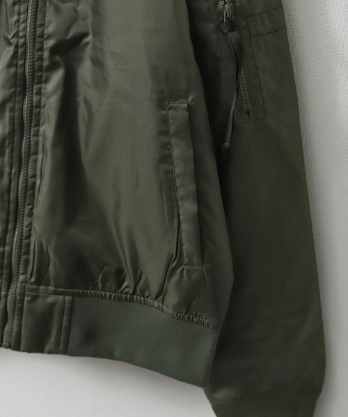 ZIP FIVE(ジップファイブ)の「【ZIP FIVE】 レギュラーサイズ MA-1 撥水 ミリタリー ジャケット ブルゾン(MA-1・メンズ・チャコール/オリーブ/カーキ/ブラック・SMALL/MEDIUM/LARGE/X-LARGE)」の6枚目の写真