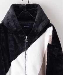 【BLUE STANDARD/ブルースタンダード】フェイクファー エコファー ビッグシルエット ドロップショルダー バックプリント フードジャケット ジップアップパーカー