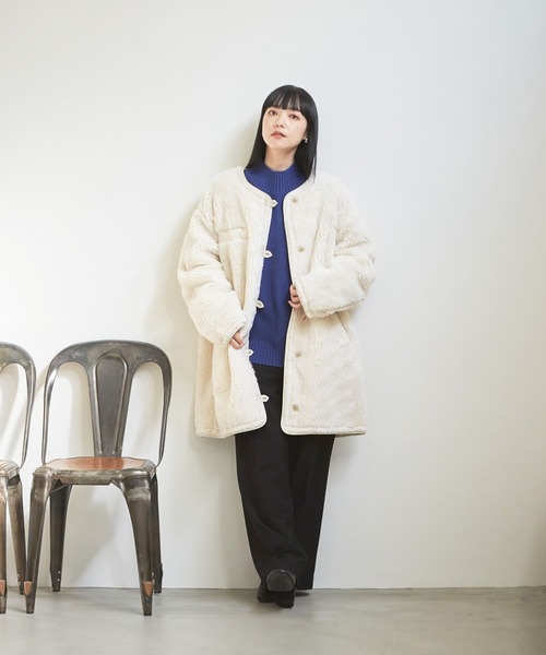 LOWRYS FARM（ローリーズファーム）の「ミリタリーボアコート　123003（ミリタリージャケット・レディース・ブラック/カーキ/アイボリー・FREE）」の16枚目の写真