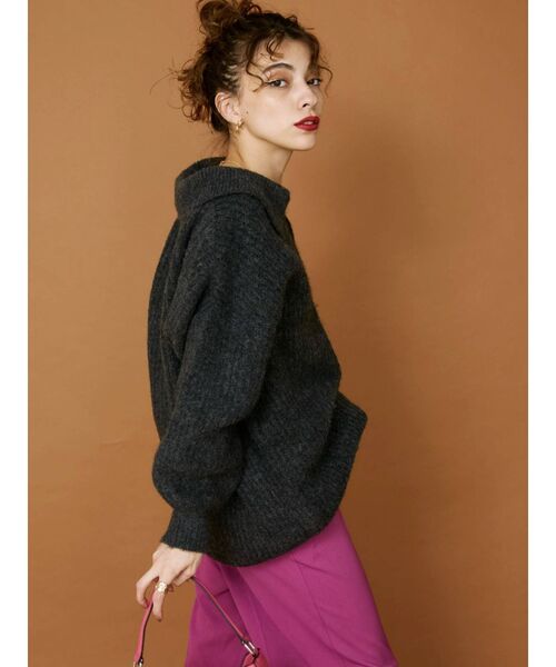 EVRIS（エヴリス）の「オープンカラールーズニットトップス（ニット/セーター・レディース・グレー/ブルー/アイボリー・FREE）」の5枚目の写真