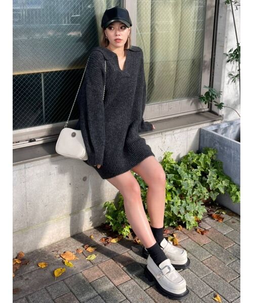 EVRIS（エヴリス）の「オープンカラールーズニットトップス（ニット/セーター・レディース・グレー/ブルー/アイボリー・FREE）」の16枚目の写真