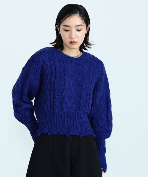 fredy emue(フレディエミュ)の「ケーブル柄ダメージニット(ニット/セーター・レディース・チャコールグレー/パープル/アイボリー・38)」の19枚目の写真