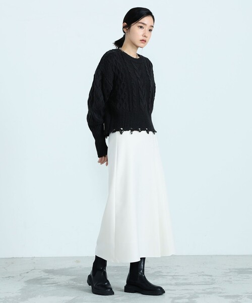 fredy emue(フレディエミュ)の「ケーブル柄ダメージニット(ニット/セーター・レディース・チャコールグレー/パープル/アイボリー・38)」の20枚目の写真